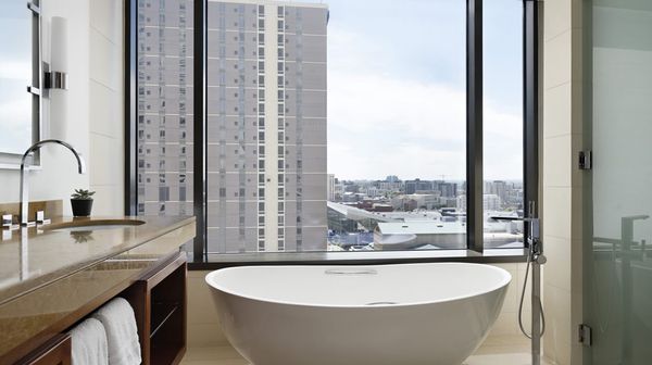 Four Seasons Hotel Denver interior