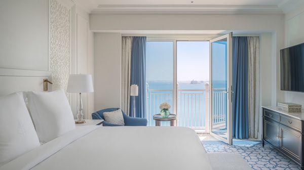 Four Seasons Hotel Doha interior