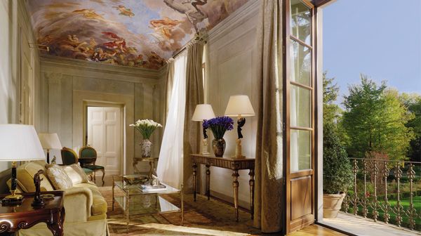Four Seasons Hotel Firenze interior