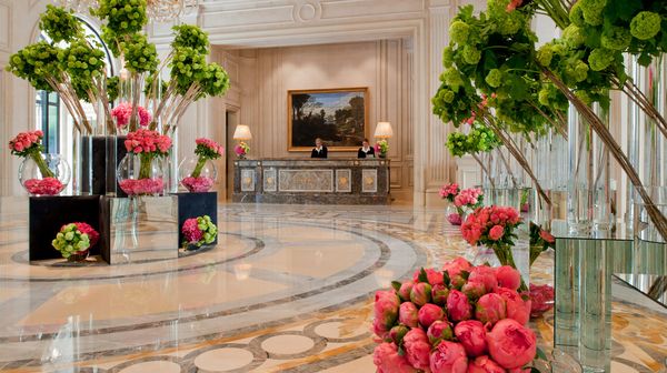 Four Seasons Hotel George V Paris interior