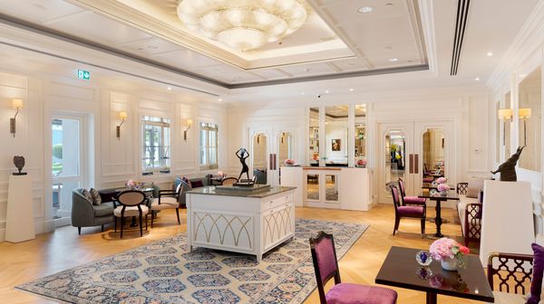 Four Seasons Hotel Istanbul at the Bosphorus interior