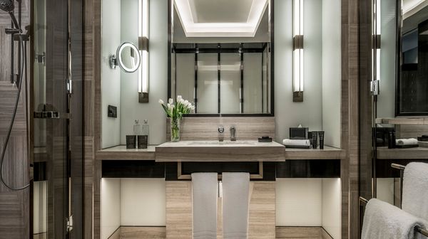 Four Seasons Hotel Kuala Lumpur interior