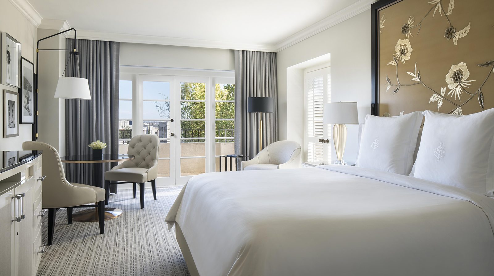 Four Seasons Hotel Los Angeles at Beverly Hills exterior view