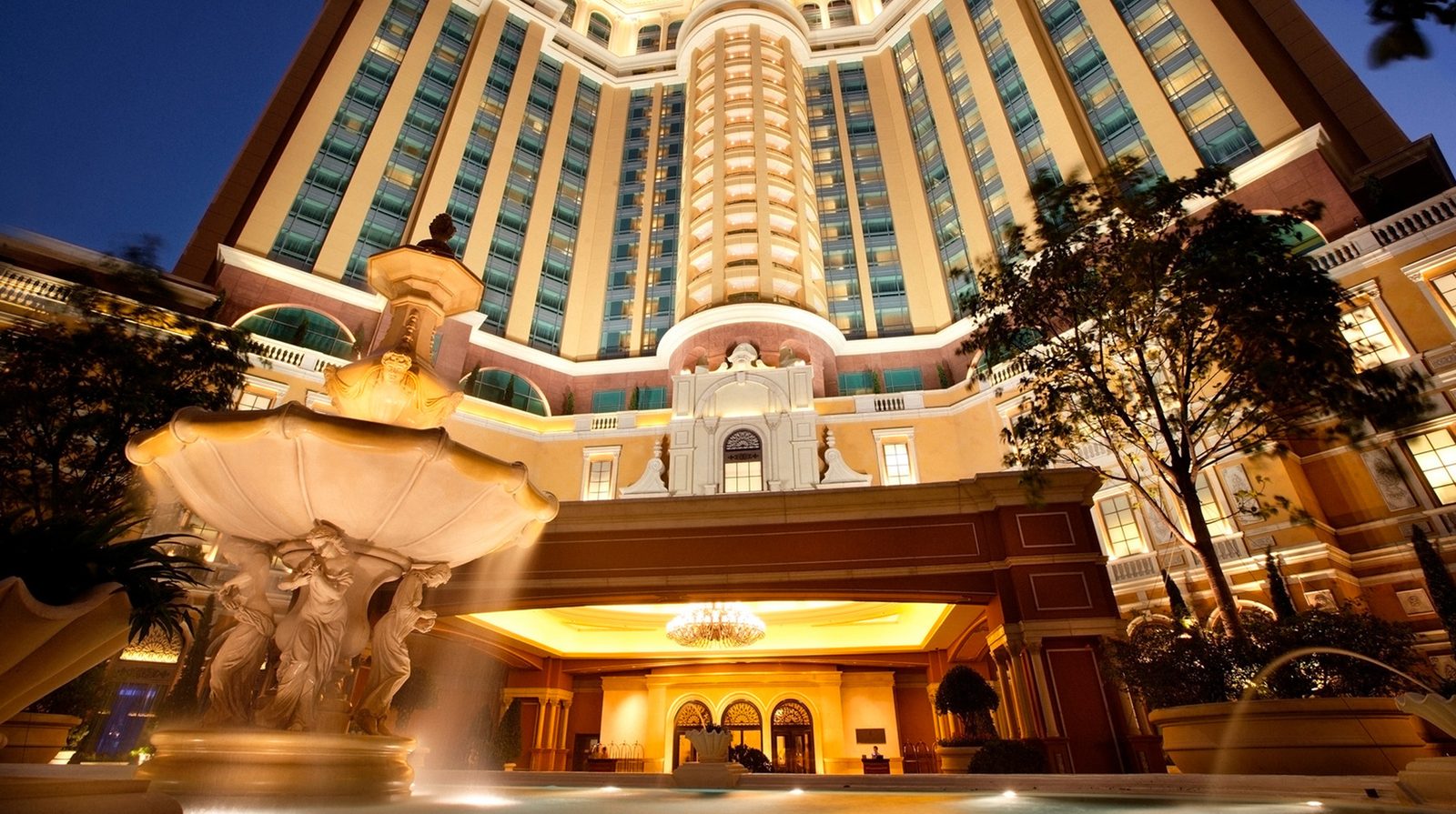 Four Seasons Hotel Macao exterior view