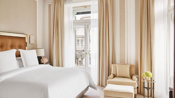 Four Seasons Hotel Madrid interior