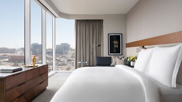 Four Seasons Hotel Nashville interior