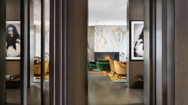 Four Seasons Hotel New York Downtown interior