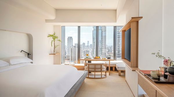 Four Seasons Hotel Osaka interior
