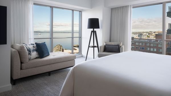 Four Seasons Hotel Seattle interior