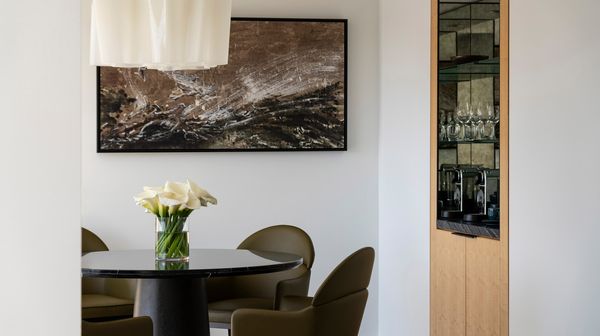 Four Seasons Hotel Seattle interior