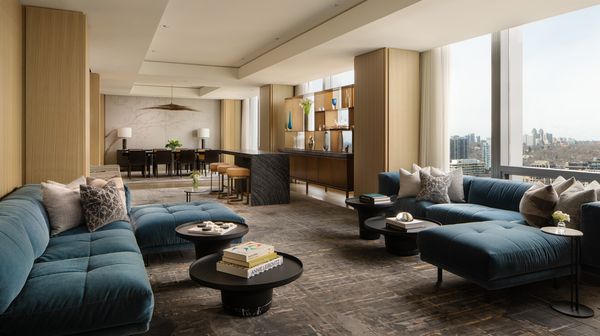 Four Seasons Hotel Toronto interior