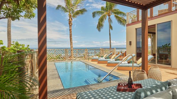 Four Seasons Resort Hualalai interior