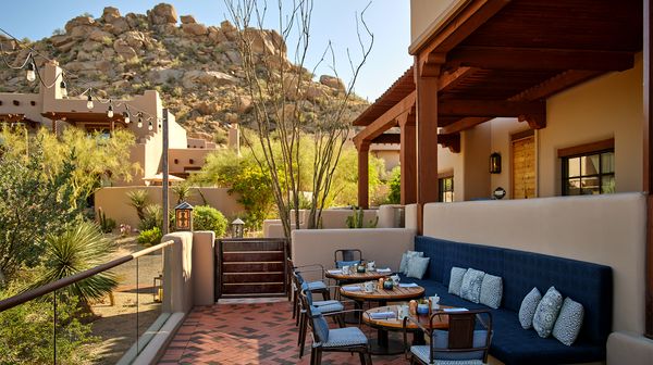 Four Seasons Resort Scottsdale at Troon North interior