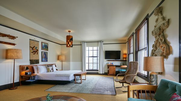 Freehand Los Angeles interior