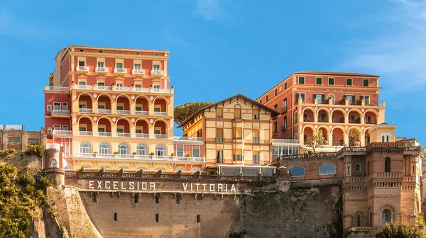 Grand Hotel Excelsior Vittoria interior