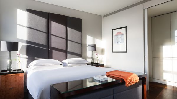 Grosvenor House Suites interior