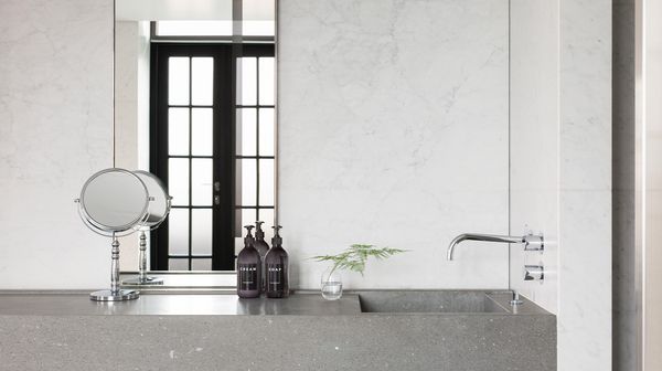 Grosvenor House Suites interior