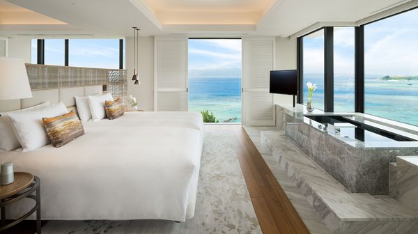 Halekulani Okinawa interior