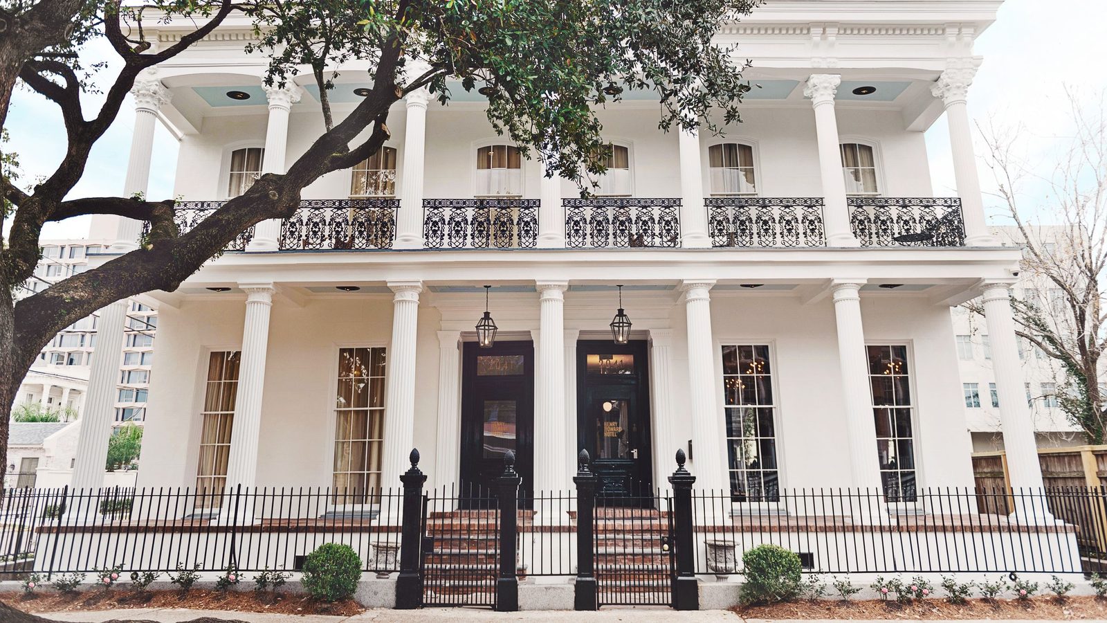 Henry Howard Hotel exterior view