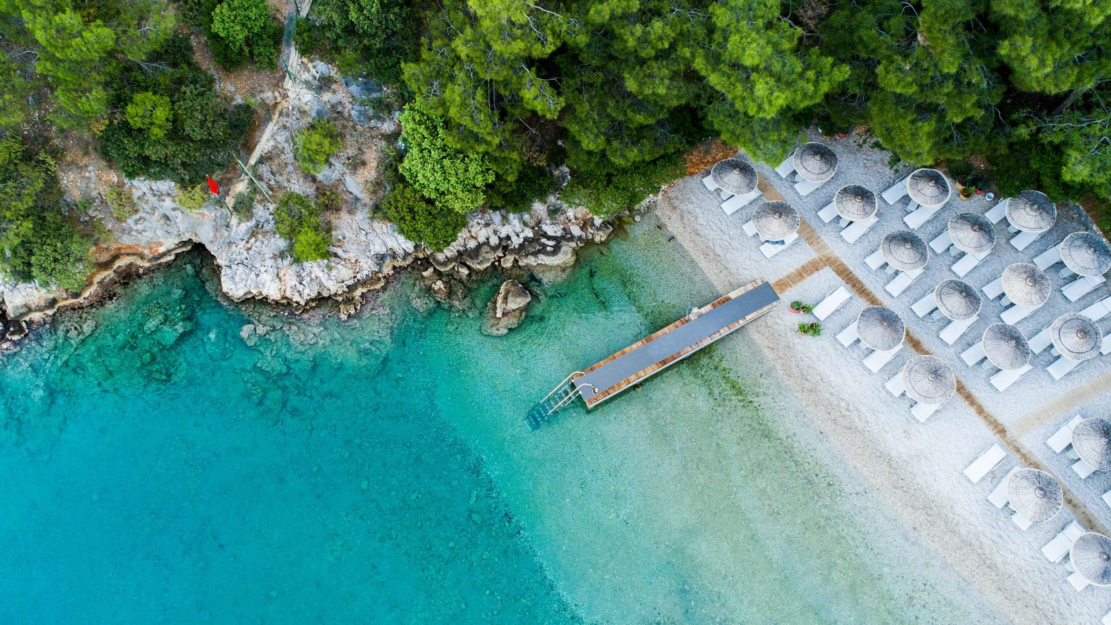 Hillside Beach Club exterior view