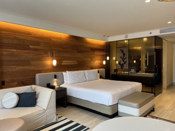 Hilton Cancun, an All-Inclusive Resort interior
