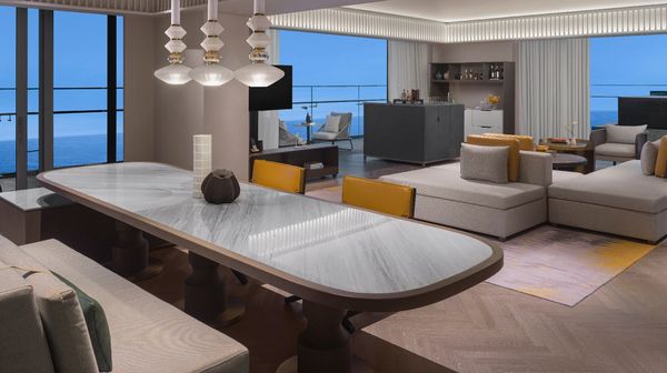 Hoiana Hotel & Suites interior