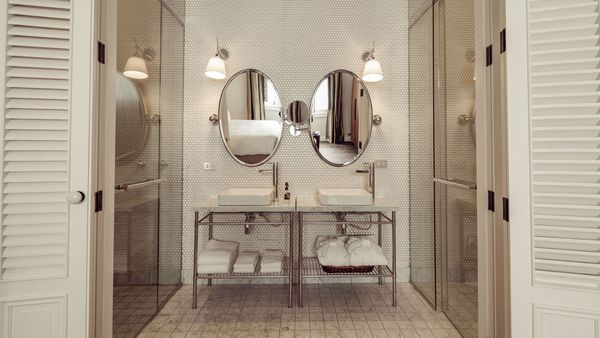 Hotel B interior