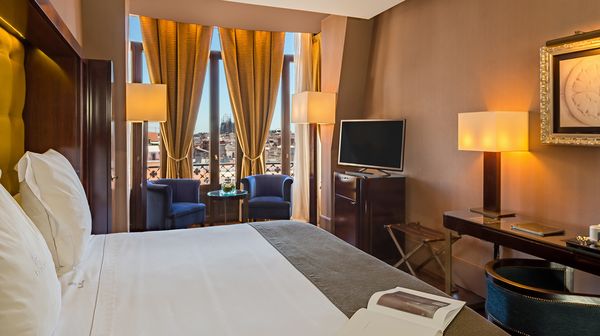 Hotel Casa Fuster interior