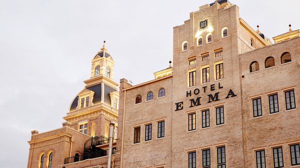 Hotel Emma interior