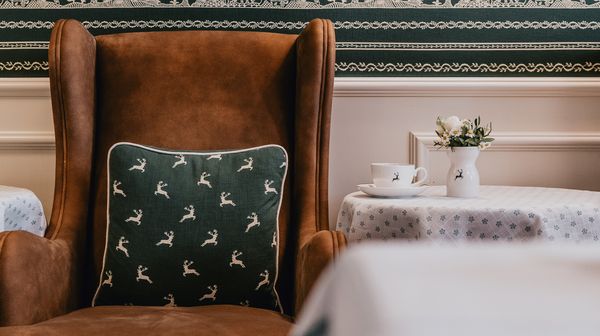 Hotel Goldener Hirsch interior