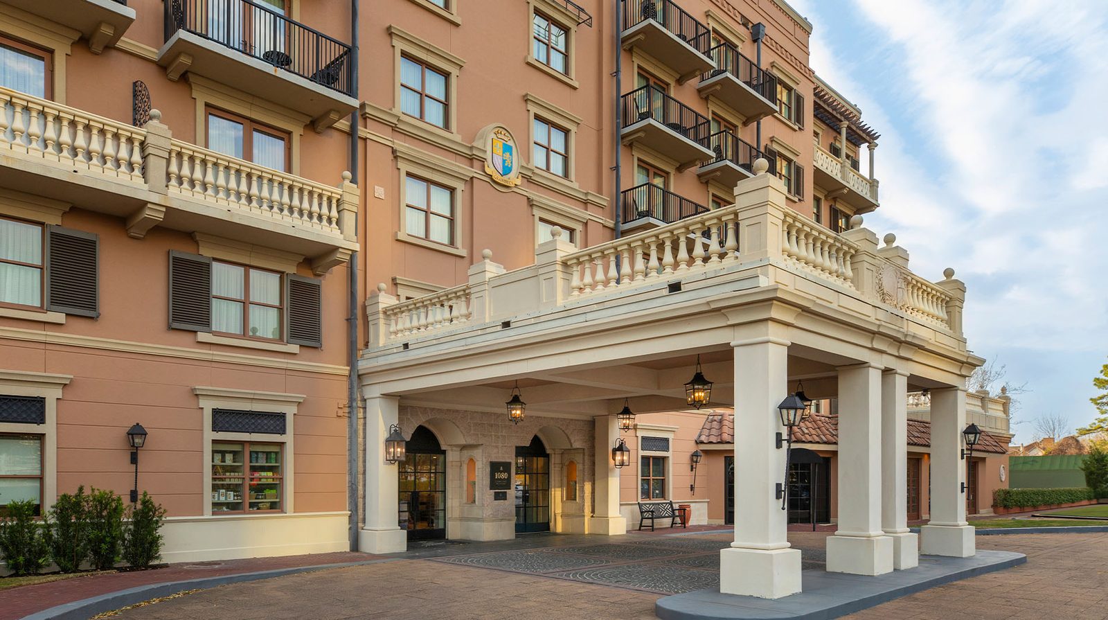 Hotel Granduca Austin exterior view