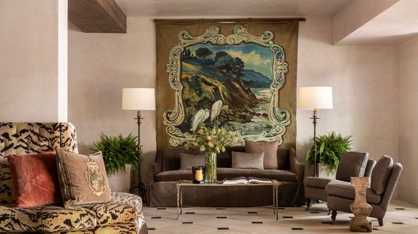 Hotel Granduca Austin interior