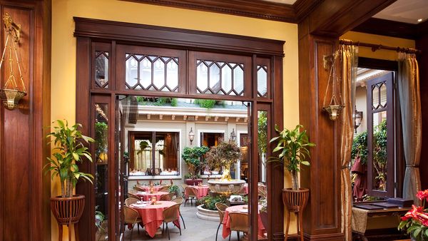 Hotel Grano de Oro interior