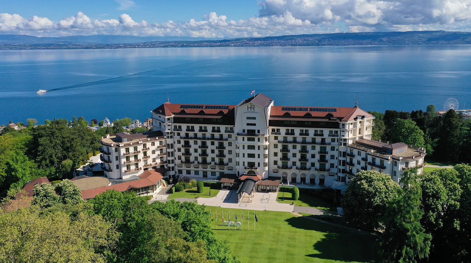Hotel Royal, Evian Resort exterior view