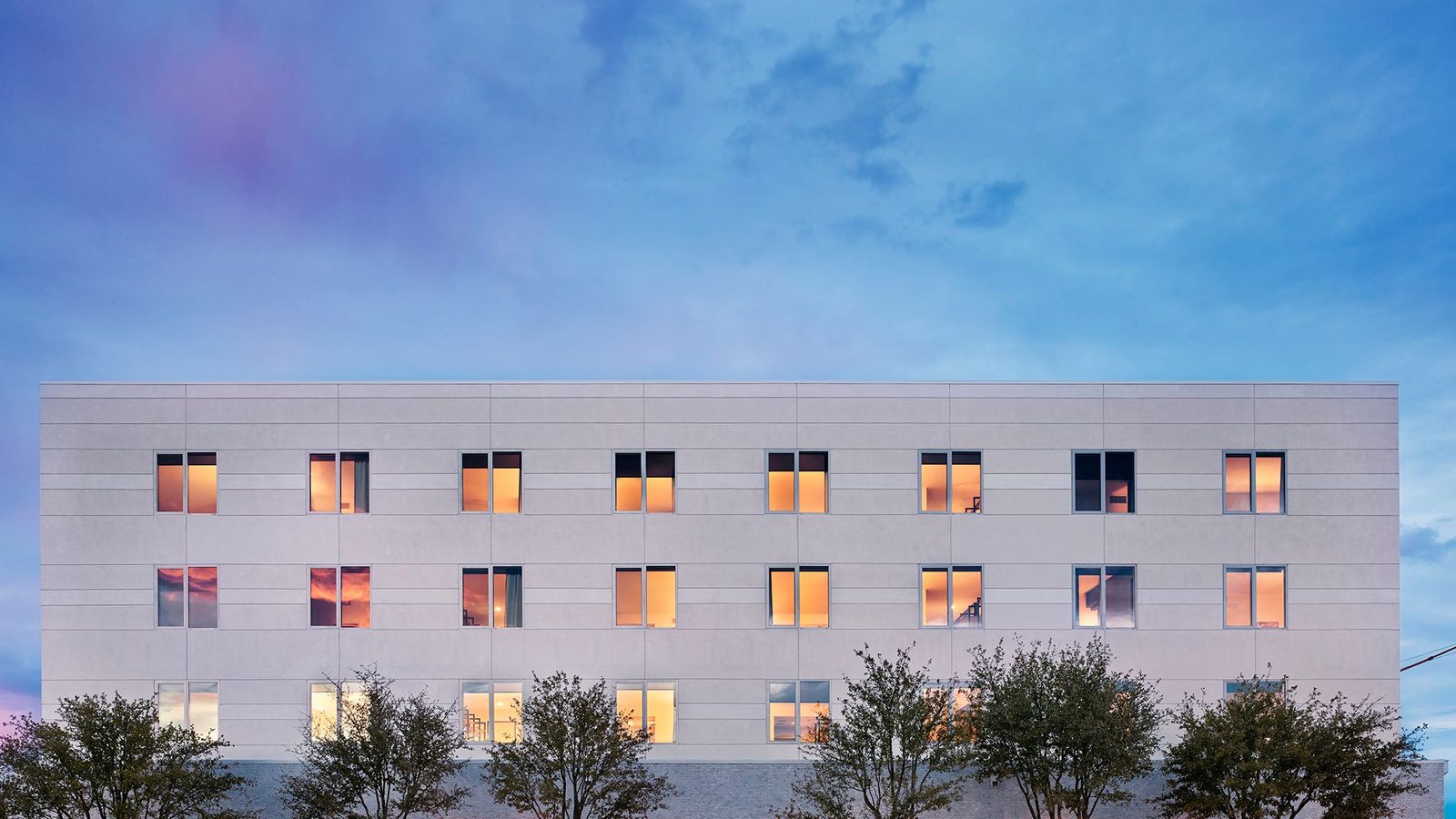 Hotel Saint George exterior view