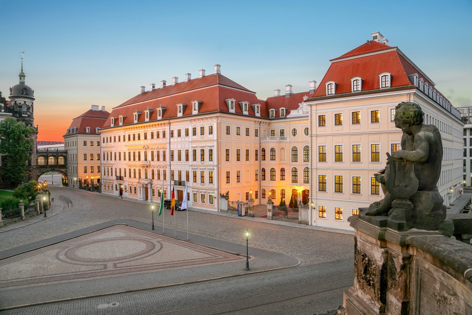 Hotel Taschenbergpalais Kempinski Dresden exterior view
