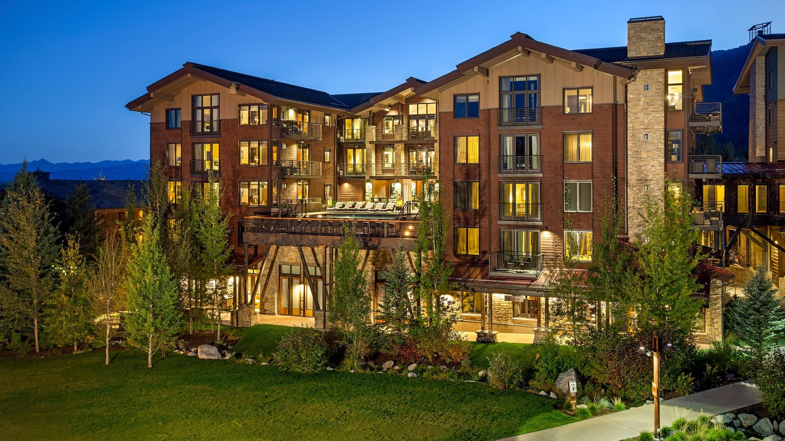 Hotel Terra Jackson Hole exterior view