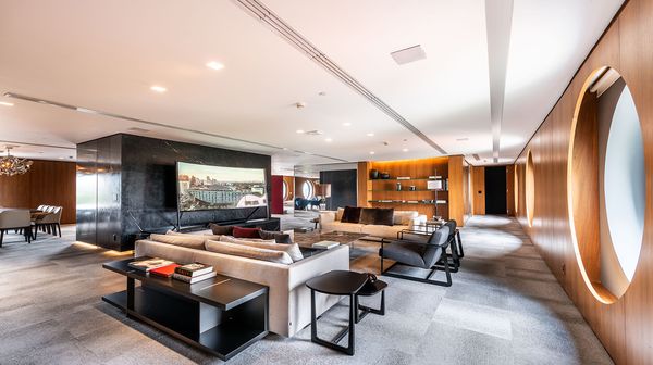 Hotel Unique interior