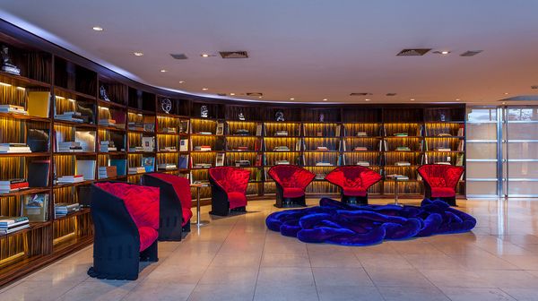 Hotel Unique interior