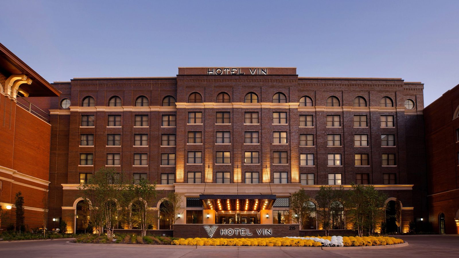 Hotel Vin, Autograph Collection exterior view
