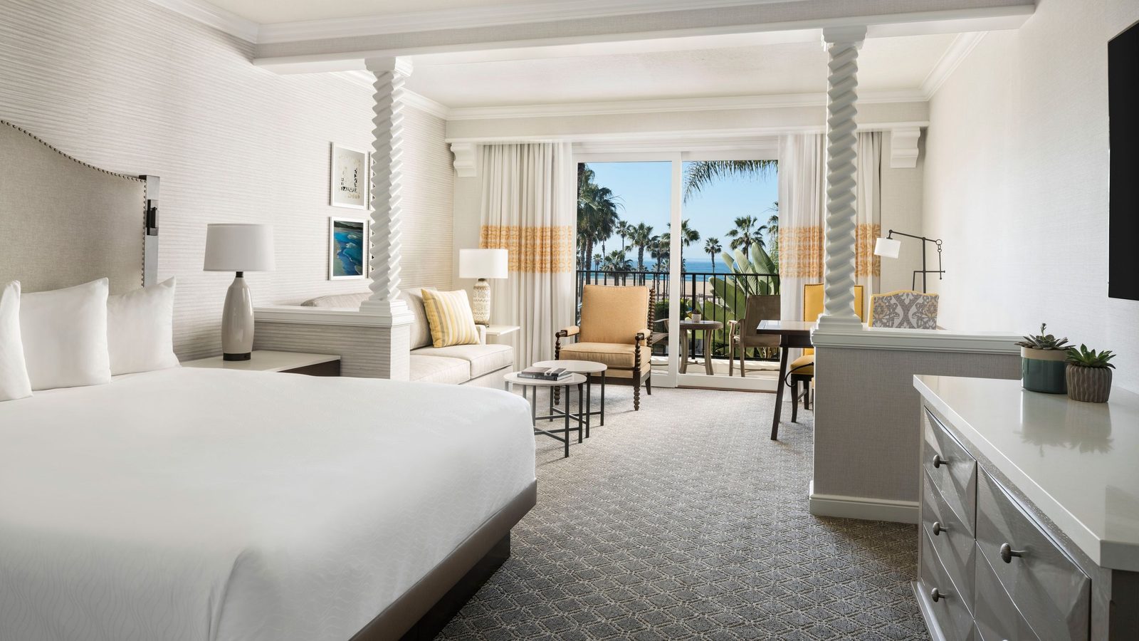 Hyatt Regency Huntington Beach Resort and Spa exterior view