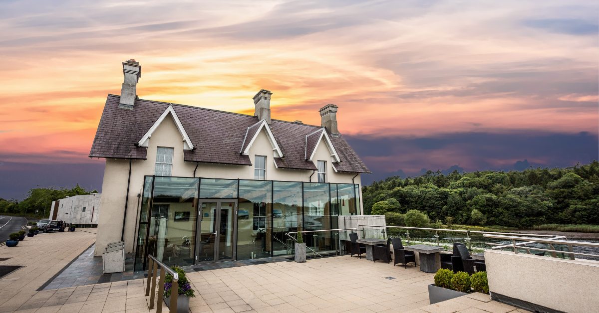 Ice House Hotel exterior view