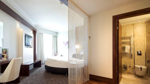 Ikbal Thermal Hotel & SPA interior