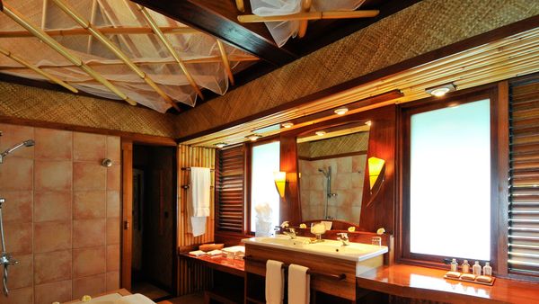 InterContinental Bora Bora Le Moana Resort interior