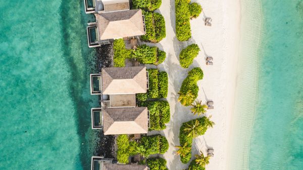 InterContinental Maldives Maamunagau Resort interior