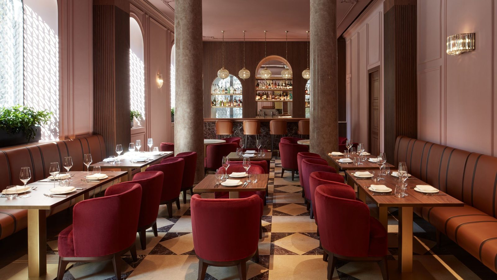 InterContinental Rome Ambasciatori Palace Hotel, an IHG Hotel signature suite