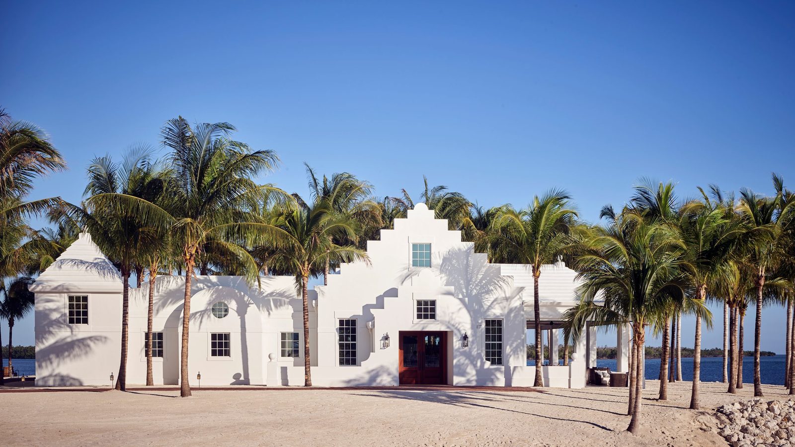 Isla Bella Beach Resort exterior view