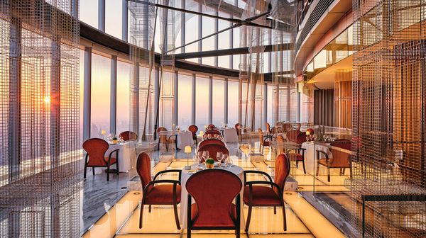 J Hotel Shanghai Tower interior
