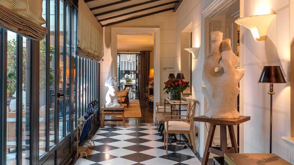 J.K. Place Paris interior
