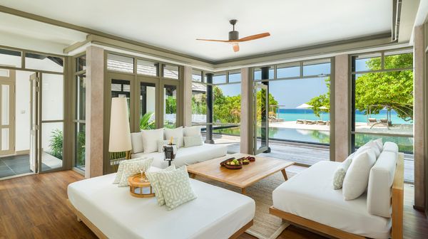 JA Manafaru interior